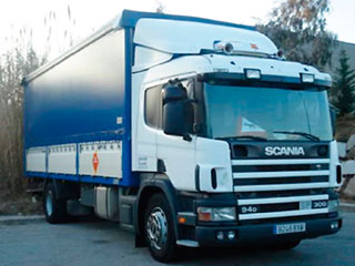 Truck service with driver